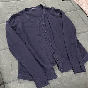 Ann Taylor size medium black cardigan (sorry it needs ironed)